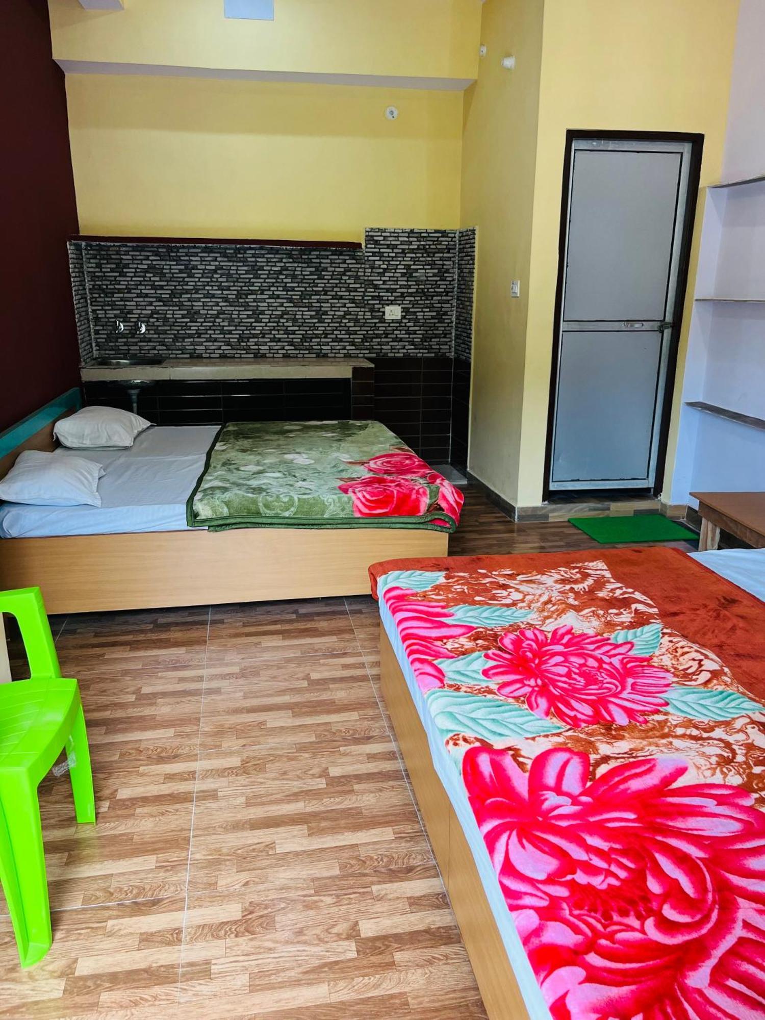 Girish Alay Home Stay Rudraprayag Экстерьер фото